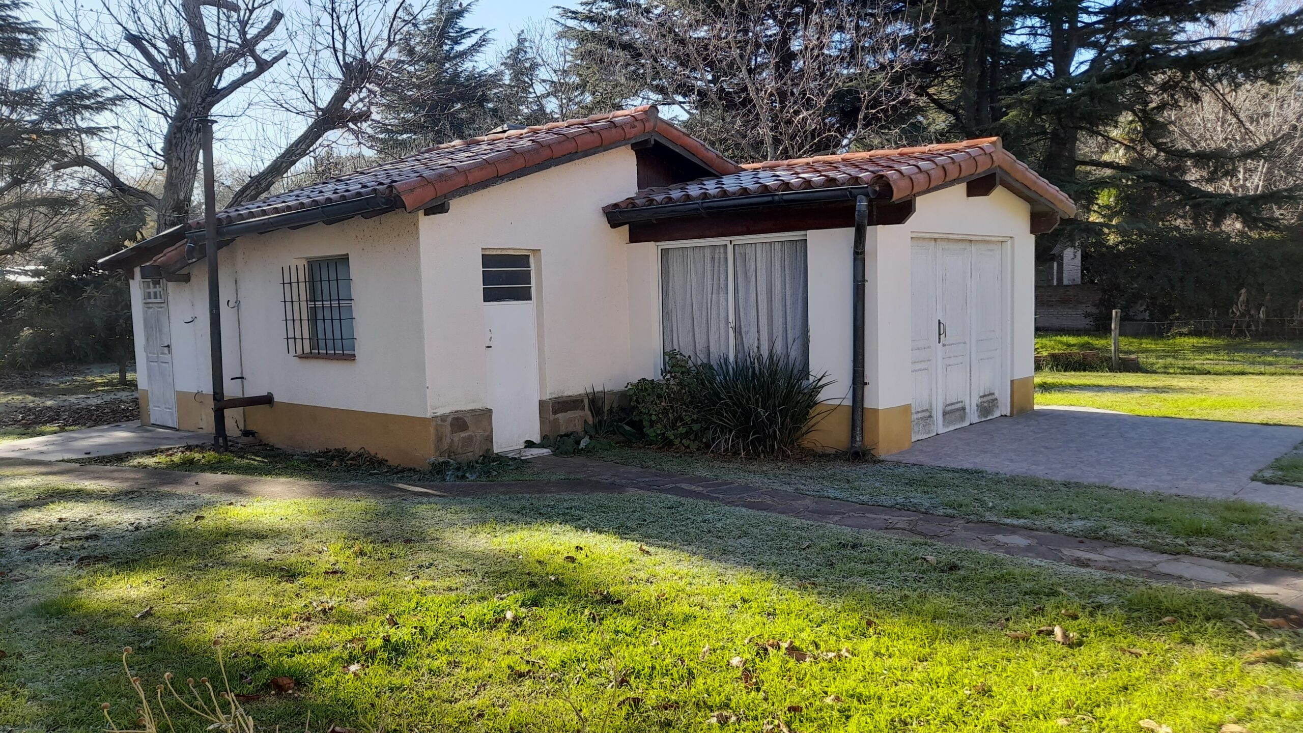 Nuevo valor!!! Amplia Casa sobre gran lote en Villa La Arcadia