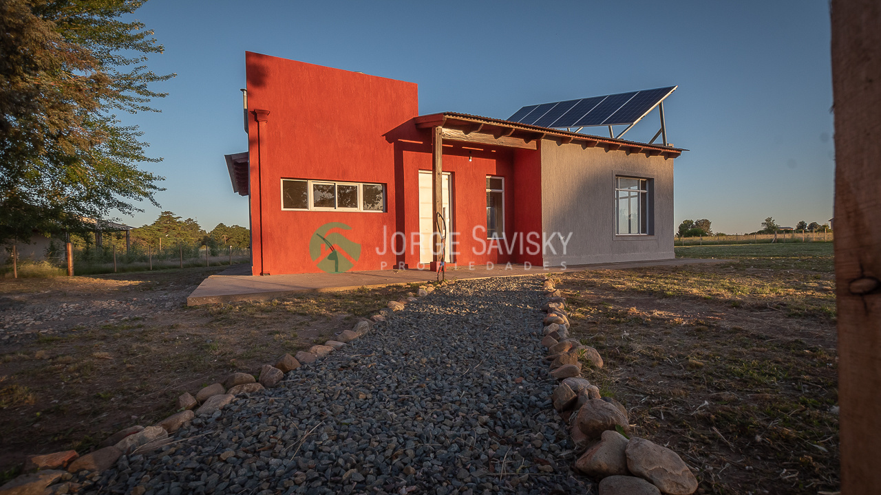 Casa con servicios en Parque Ventania (20)