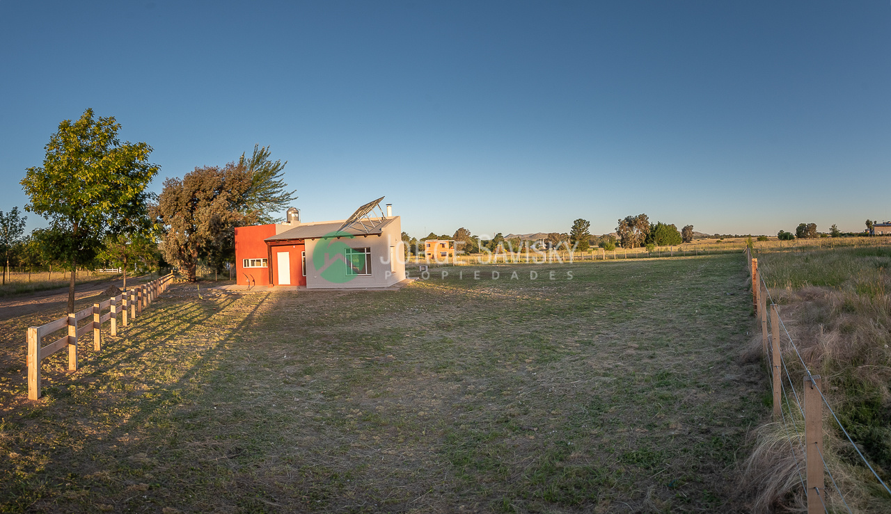 Casa con servicios en Parque Ventania (24)