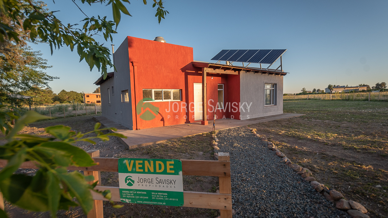 Casa con servicios en Parque Ventania (27)